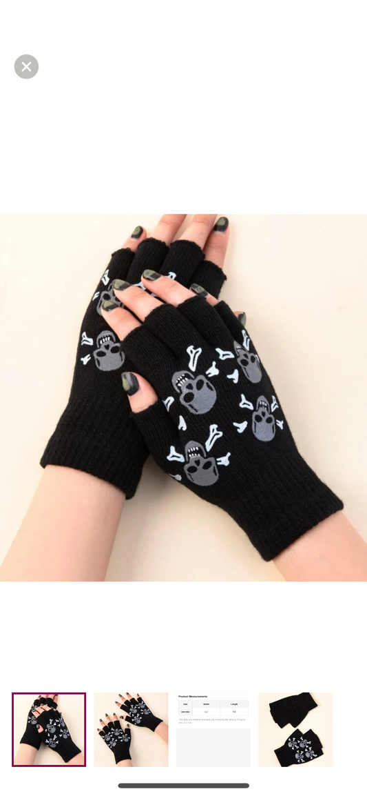 Skull and crossbones fingerless gloves