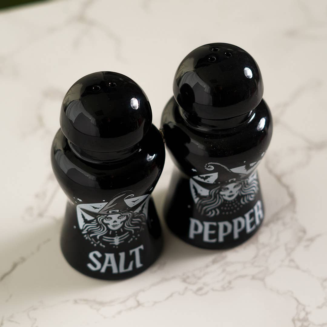 Witches' Potion Salt and Pepper Shaker Set
