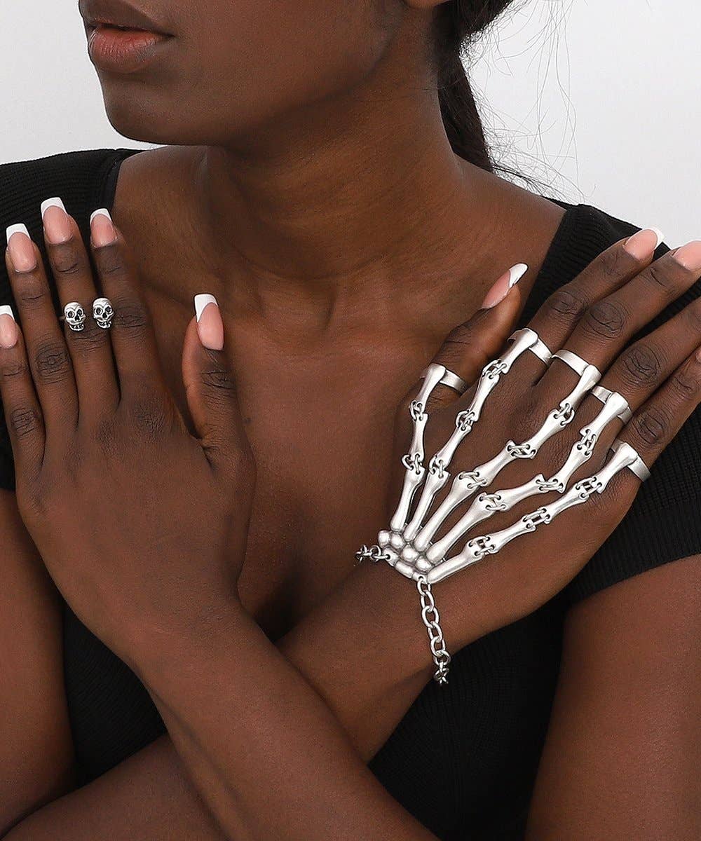 Silver plated bracelet and free size skull ring